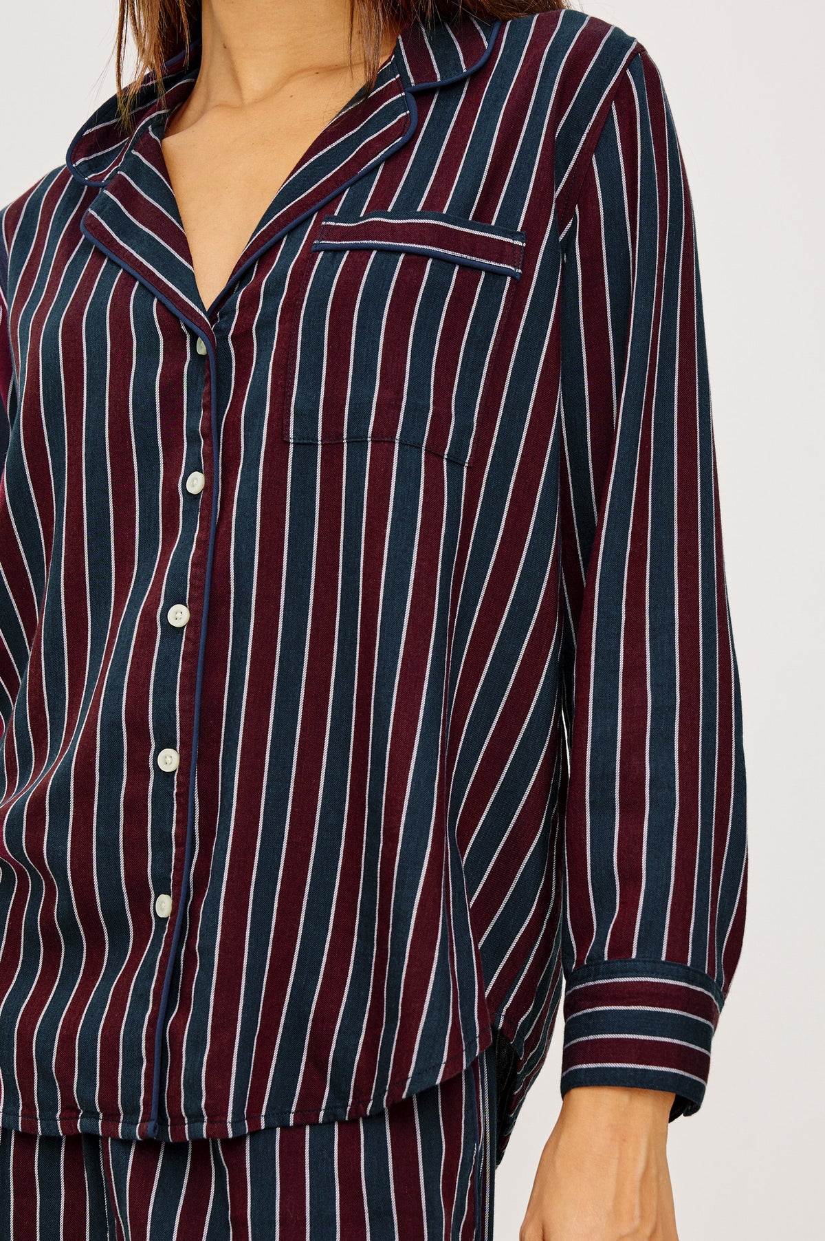 Luna | Pijama de camisa y pantalón · Rayas marino y burdeos