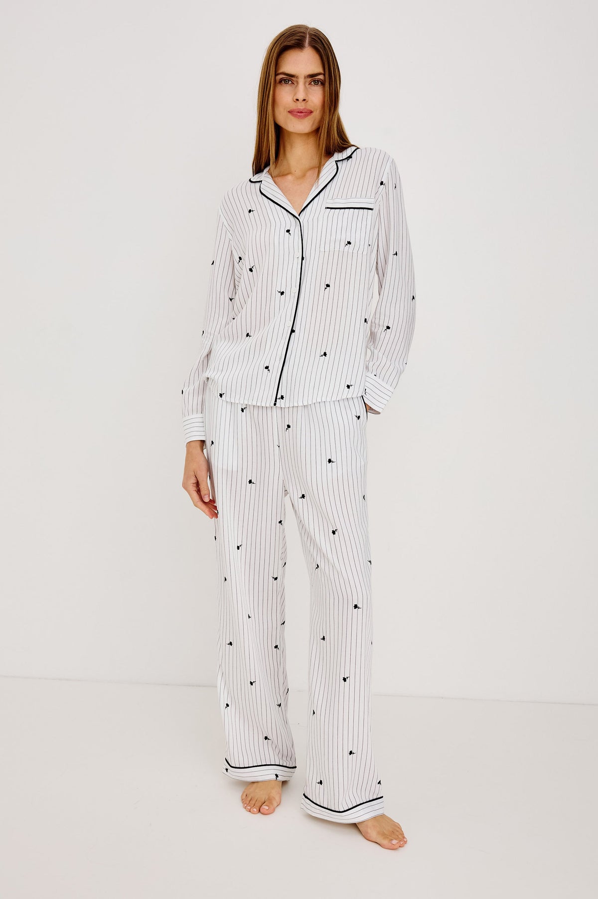 Luna | Pijama de camisa y pantalón · Rayas y flores ónix