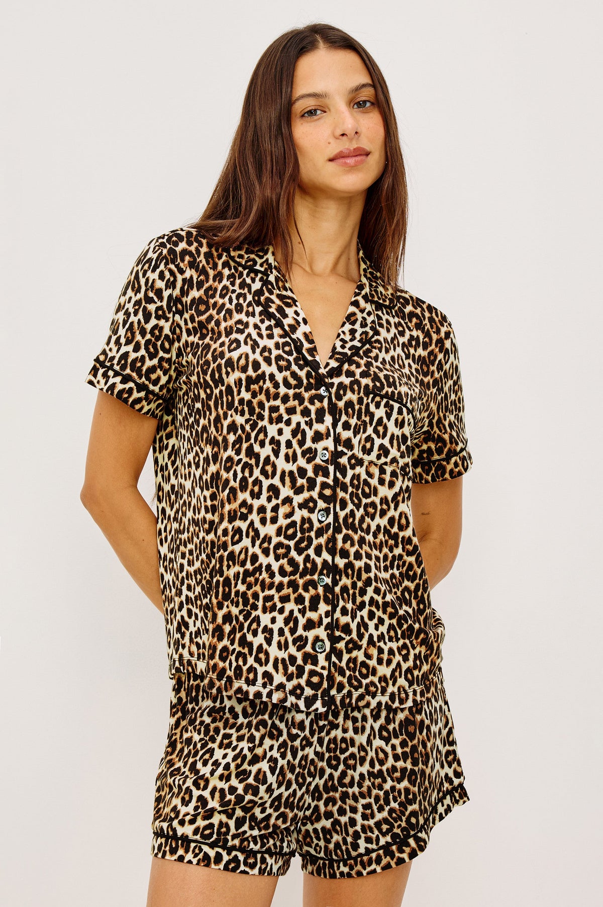 Nessa | Pijama de camisa y pantalón corto · Nala