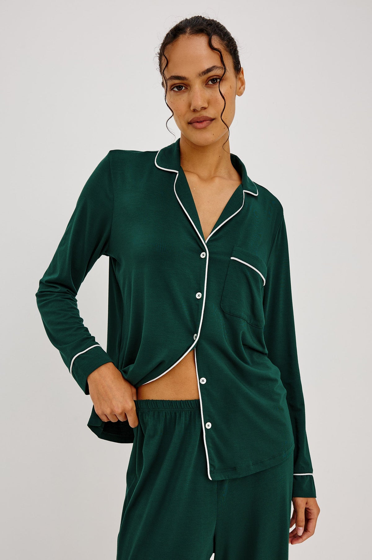 Varra | Pijama de camisa y pantalón · Verde bosque