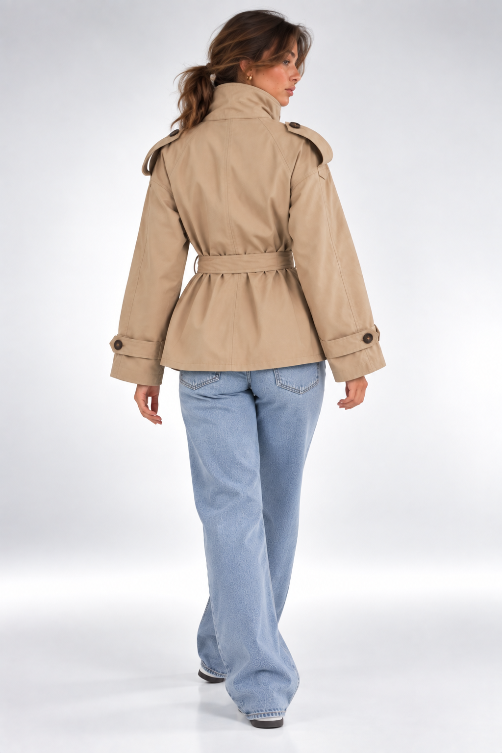 Gabardina Siena Utility beige arena prenda sola frontal