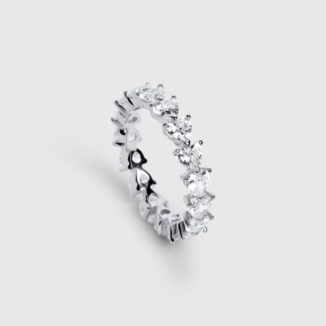 Raquel | Anillo de piedras en forma de corazón
