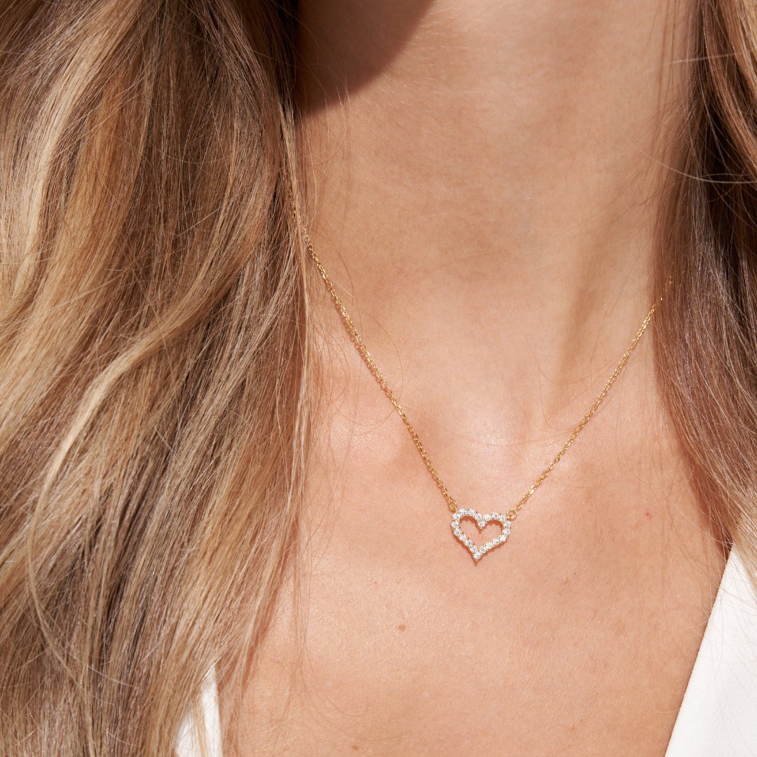 Mabel | Collar corazón de pedrería