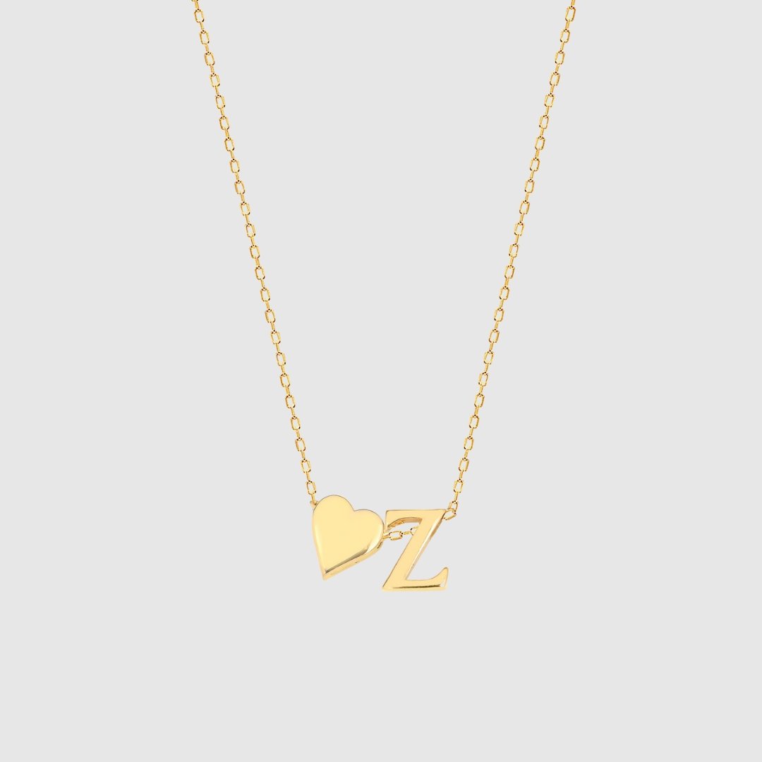 Judith | Collar con corazón liso e inicial