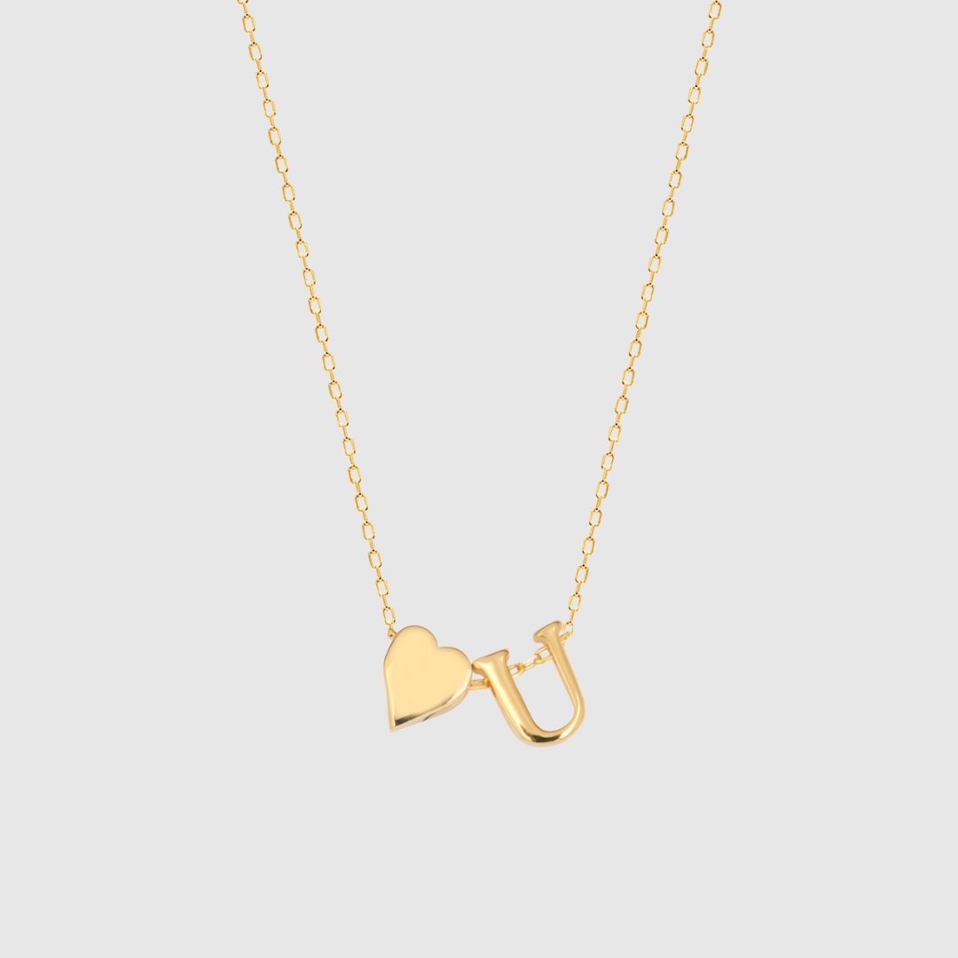 Judith | Collar con corazón liso e inicial