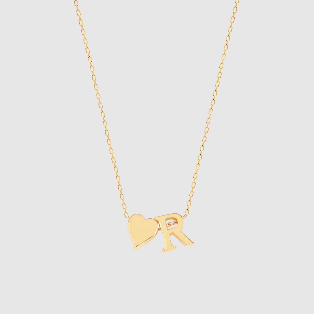Judith | Collar con corazón liso e inicial
