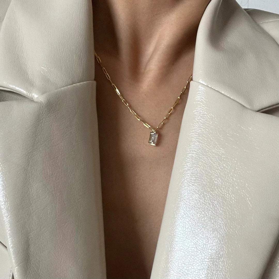 Baguette | Collar fino con inicial