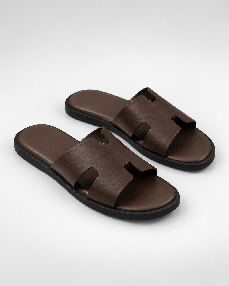 Sandalia Slide Minimal marrón - vista 45 grados