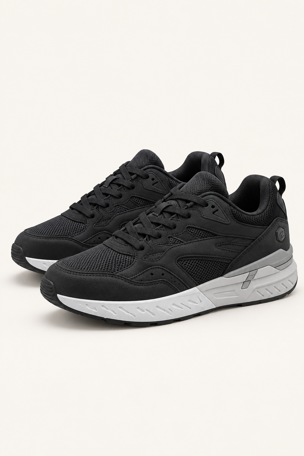 Zapatillas Urban Rebound V9 de mujer en Jet Black — portada del par