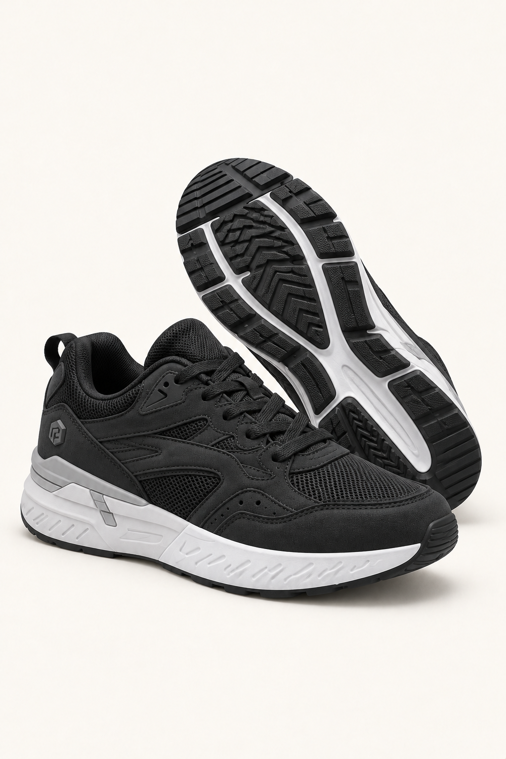 Zapatillas Urban Rebound V9 de mujer en Jet Black — detalle de la suela