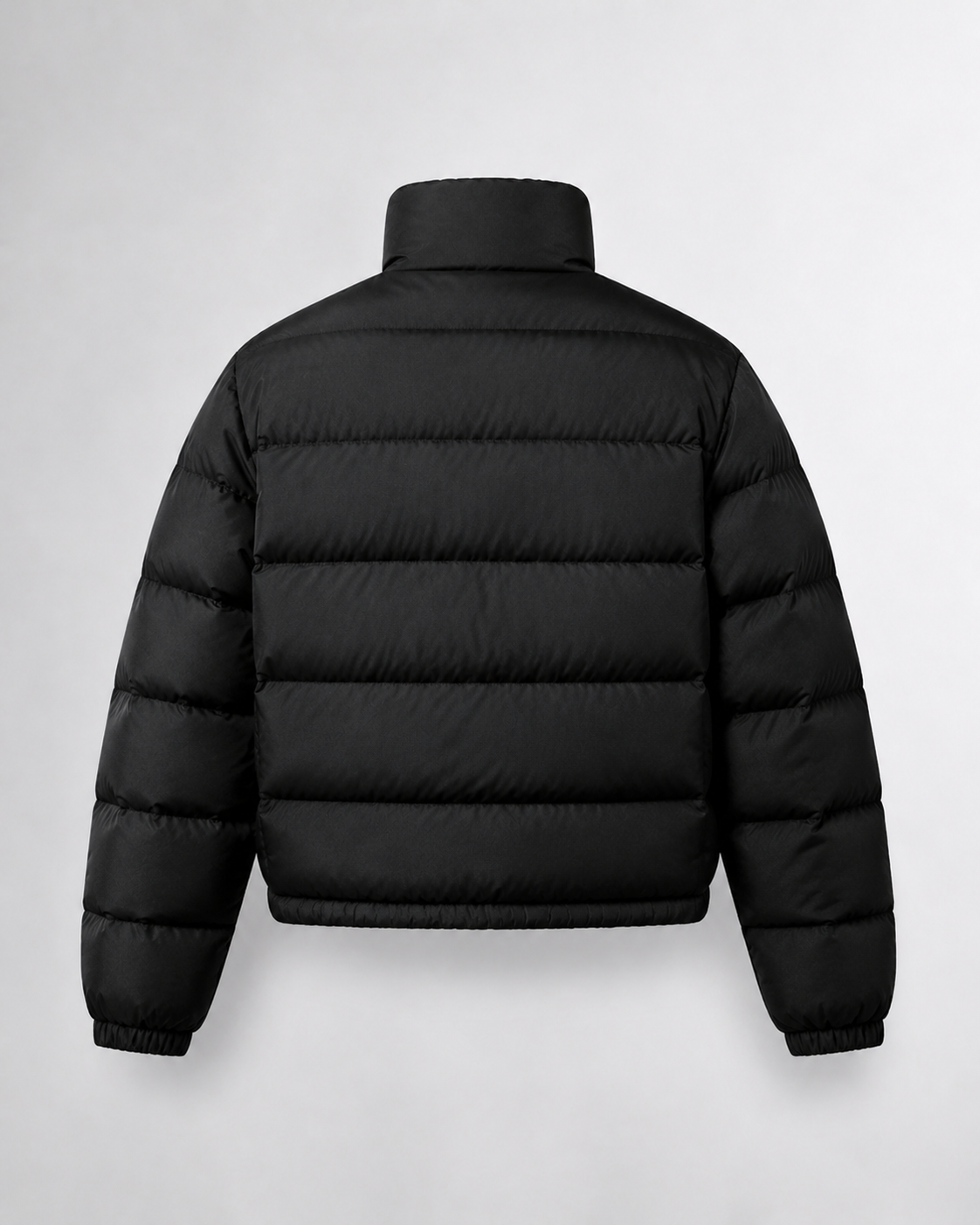 Chaqueta acolchada corta de cuello alto negra, prenda de espalda