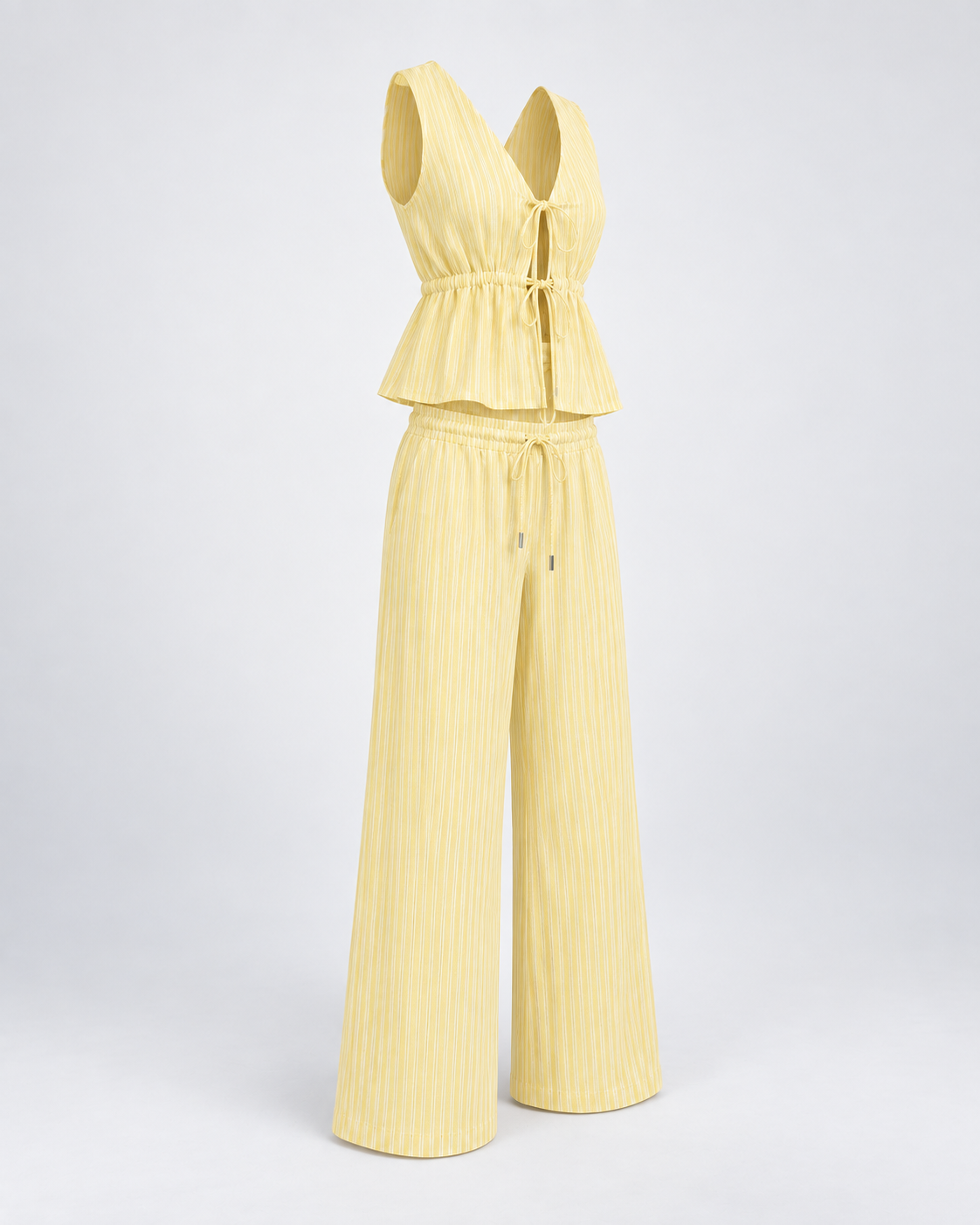 Conjunto Rayas Riviera amarillo pastel — vista 45 grados de la prenda