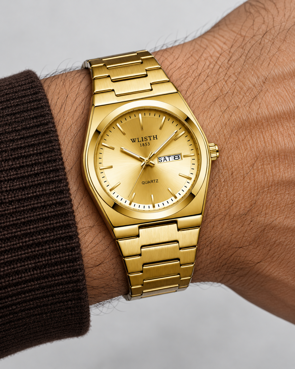Reloj Monaco Signature — Dorado — muneca