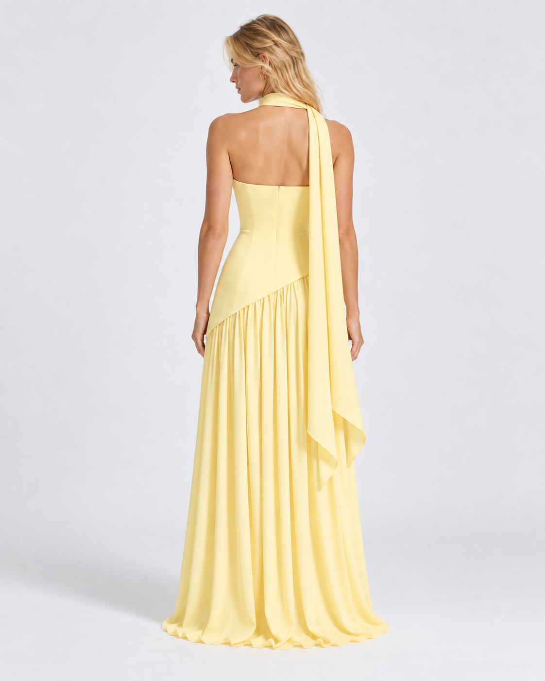 Vestido Siena Drape amarillo pastel — modelo de espalda
